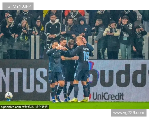 卡卢卢判罚不公依旧显沉稳风度